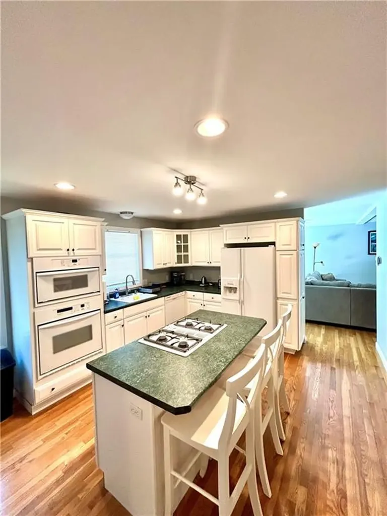 16 Klondike Road Charlestown RI 02813