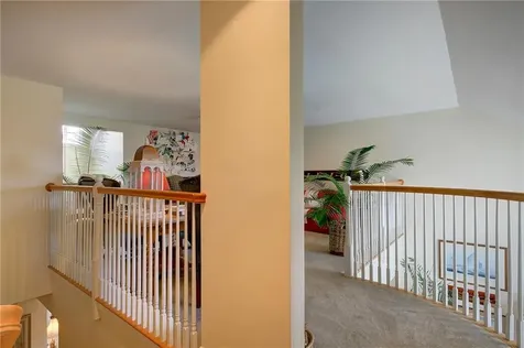 301 Village Road Tiverton RI 02878