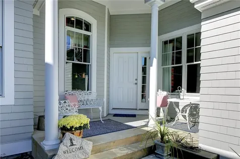 301 Village Road Tiverton RI 02878