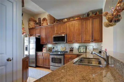 301 Village Road Tiverton RI 02878