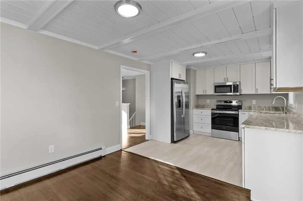 25 Overhill Road Warren RI 02885