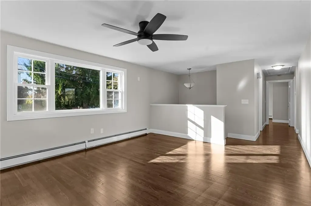 25 Overhill Road Warren RI 02885