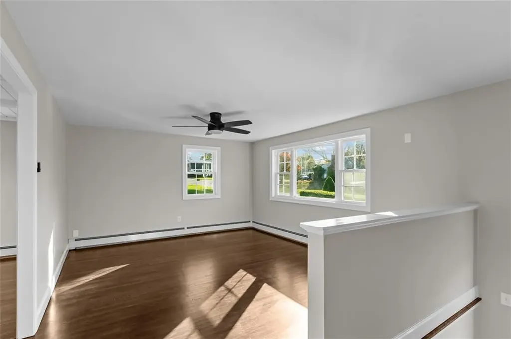 25 Overhill Road Warren RI 02885