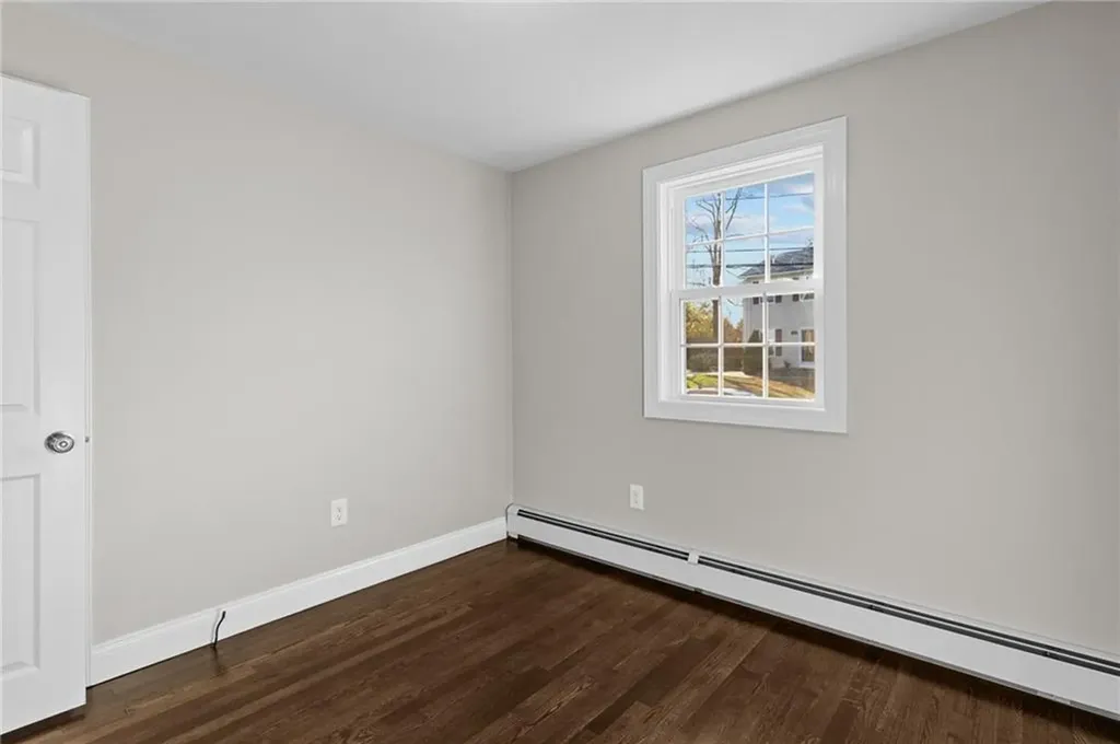 25 Overhill Road Warren RI 02885
