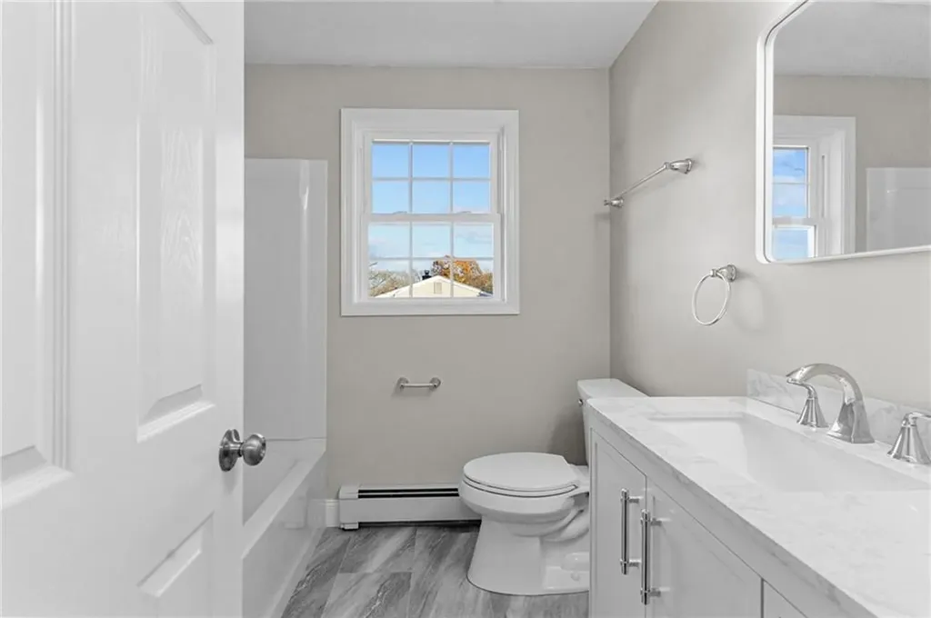 25 Overhill Road Warren RI 02885