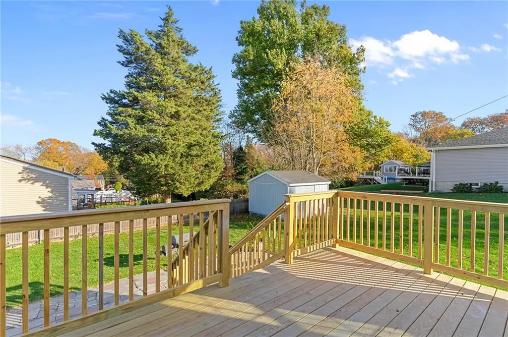 25 Overhill Road Warren RI 02885