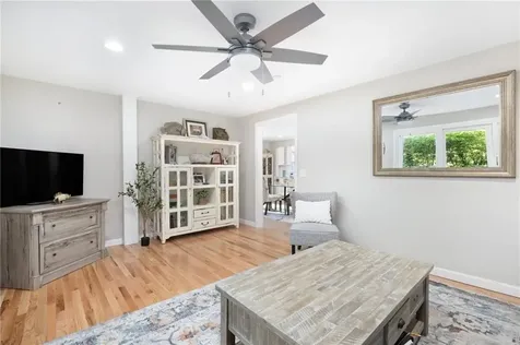 342 Cedar Avenue East Greenwich RI 02818