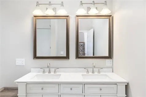 342 Cedar Avenue East Greenwich RI 02818