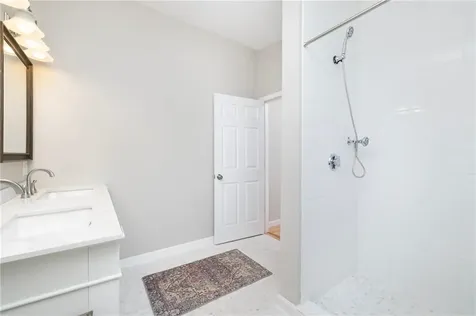 342 Cedar Avenue East Greenwich RI 02818