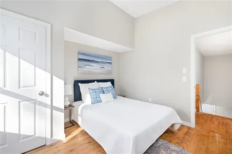 342 Cedar Avenue East Greenwich RI 02818