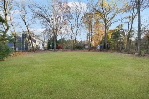 342 Cedar Avenue East Greenwich RI 02818