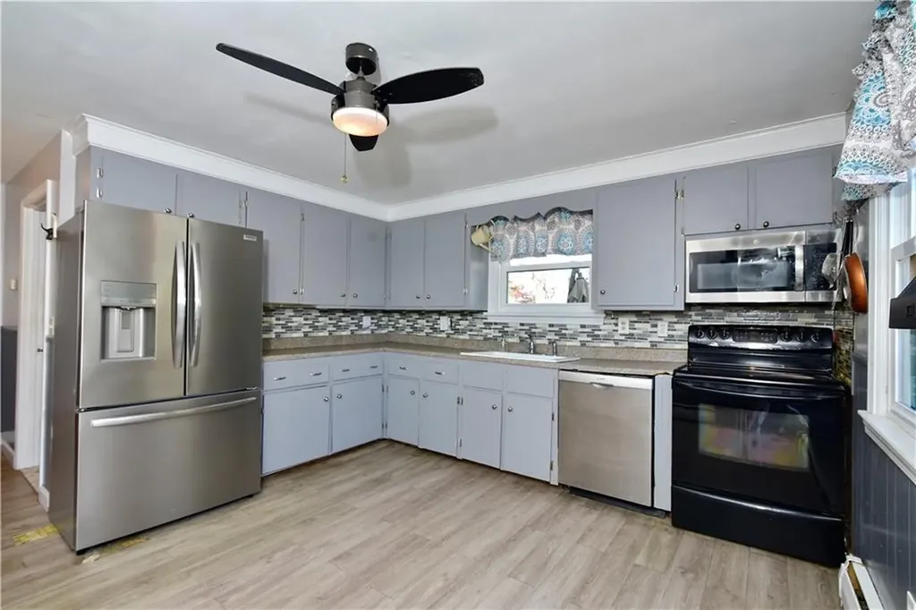 122 Fatima Drive Warren RI 02885