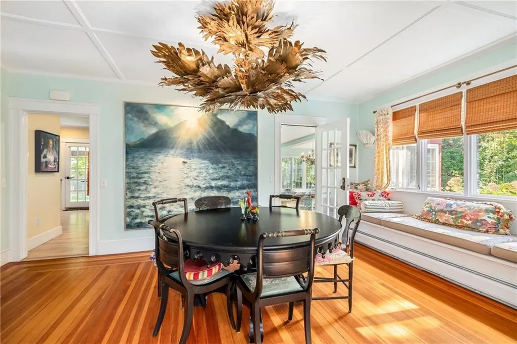 72 Highland Road Bristol RI 02809