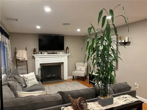 100 Howland Avenue East Providence RI 02914