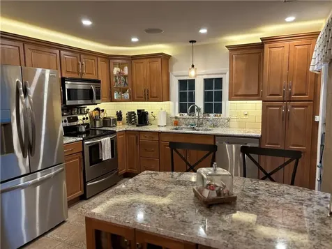 100 Howland Avenue East Providence RI 02914