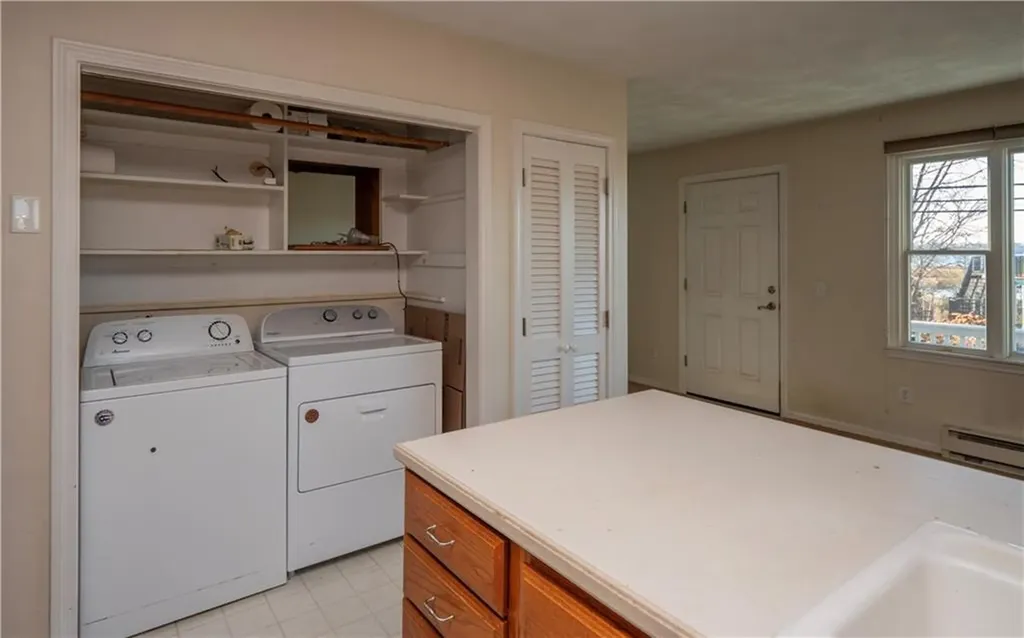 1055 Anthony Road Portsmouth RI 02871