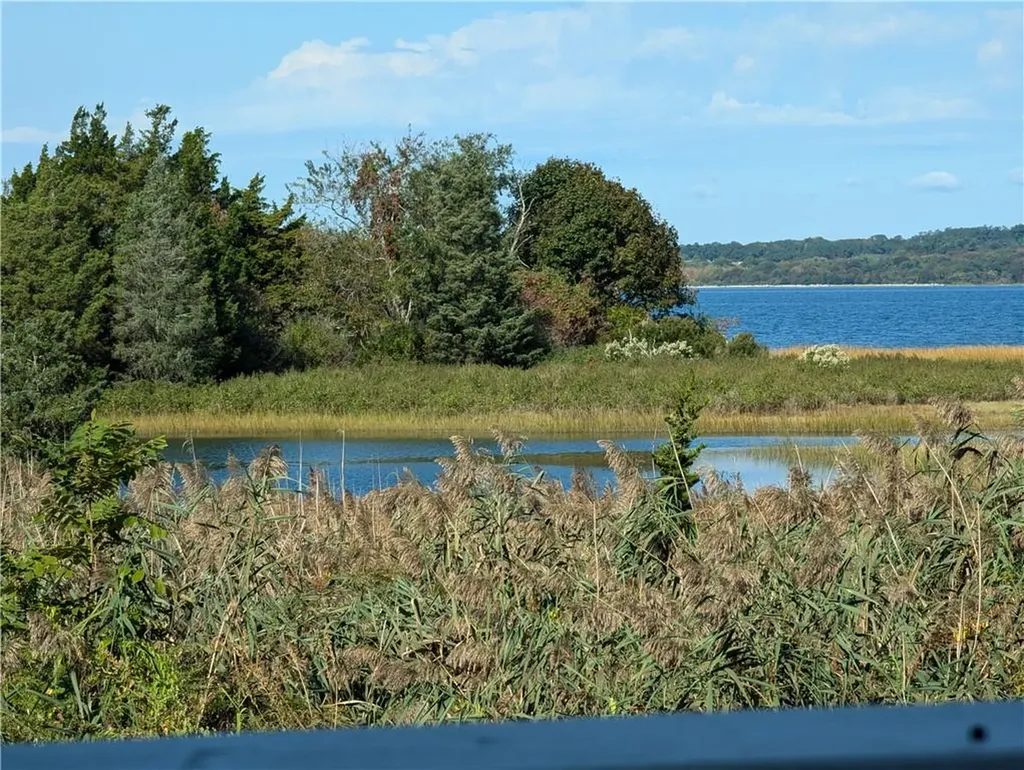 1055 Anthony Road Portsmouth RI 02871