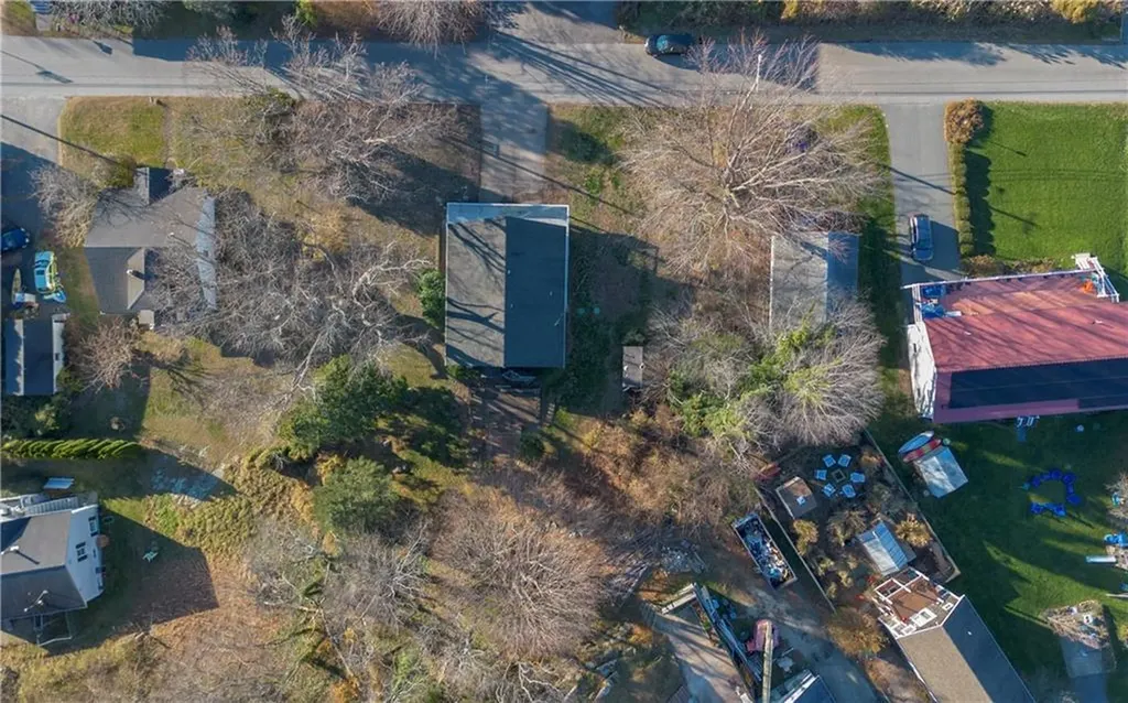 1055 Anthony Road Portsmouth RI 02871