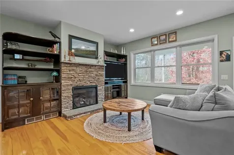 32 Francis Street Rehoboth MA 02769