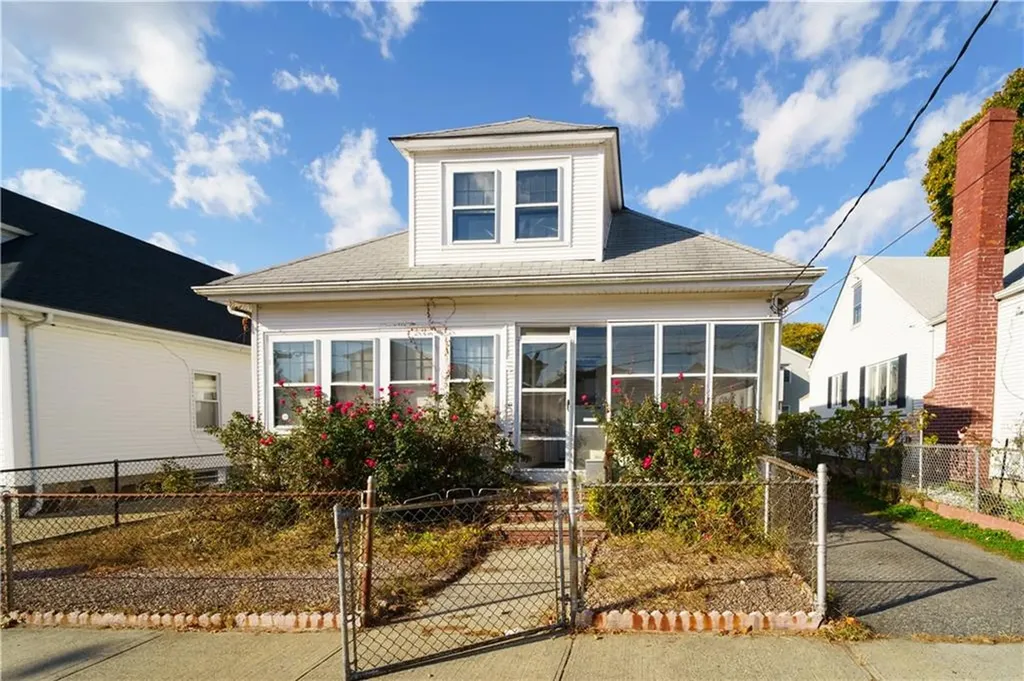 31 Carr Street Providence RI 02905