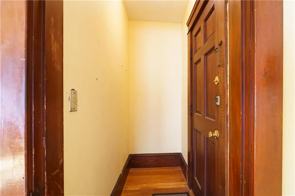 31 Carr Street Providence RI 02905