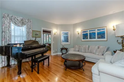 9 Wingate Road Lincoln RI 02865