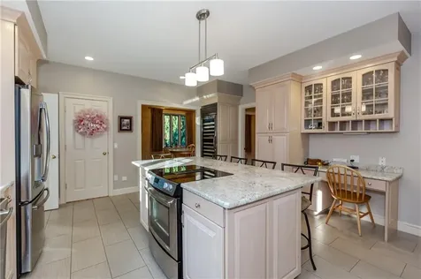 9 Wingate Road Lincoln RI 02865