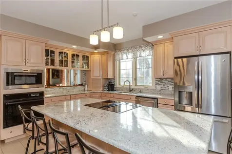 9 Wingate Road Lincoln RI 02865