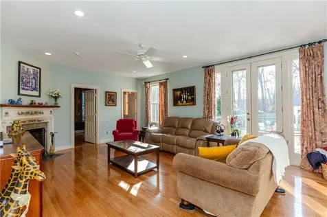 9 Wingate Road Lincoln RI 02865