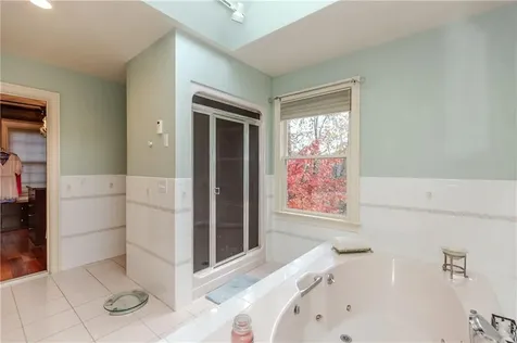 9 Wingate Road Lincoln RI 02865