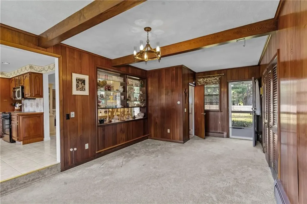 17 Meadow View Boulevard North Providence RI 02904