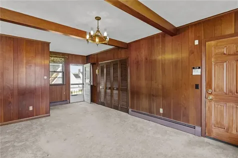 17 Meadow View Boulevard North Providence RI 02904