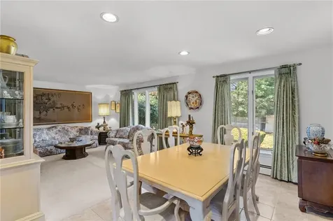 17 Meadow View Boulevard North Providence RI 02904