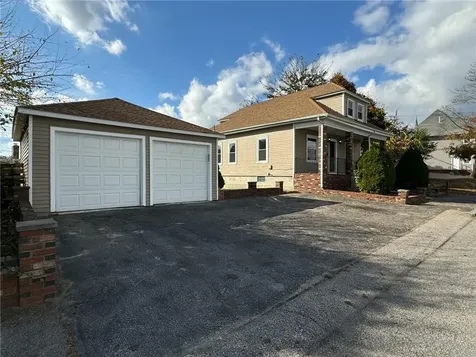 15 Reynolds Street East Providence RI 02914