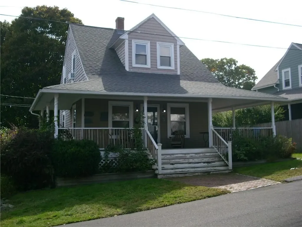 34 Chapin Avenue Warwick RI 02889