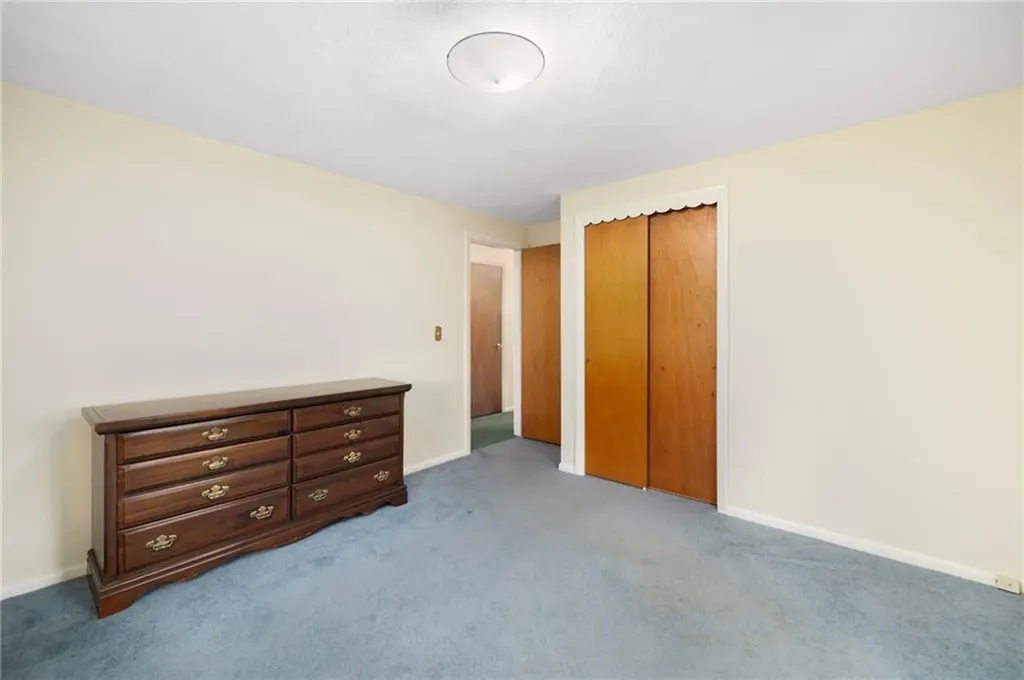 10 Cahir Court Warwick RI 02889
