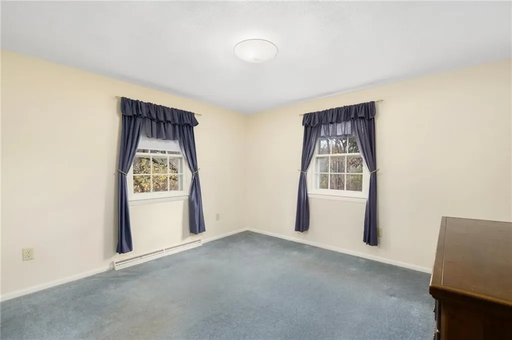10 Cahir Court Warwick RI 02889