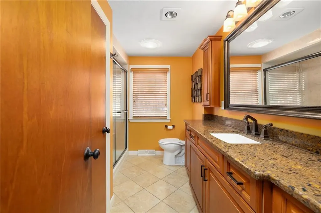 10 Cahir Court Warwick RI 02889