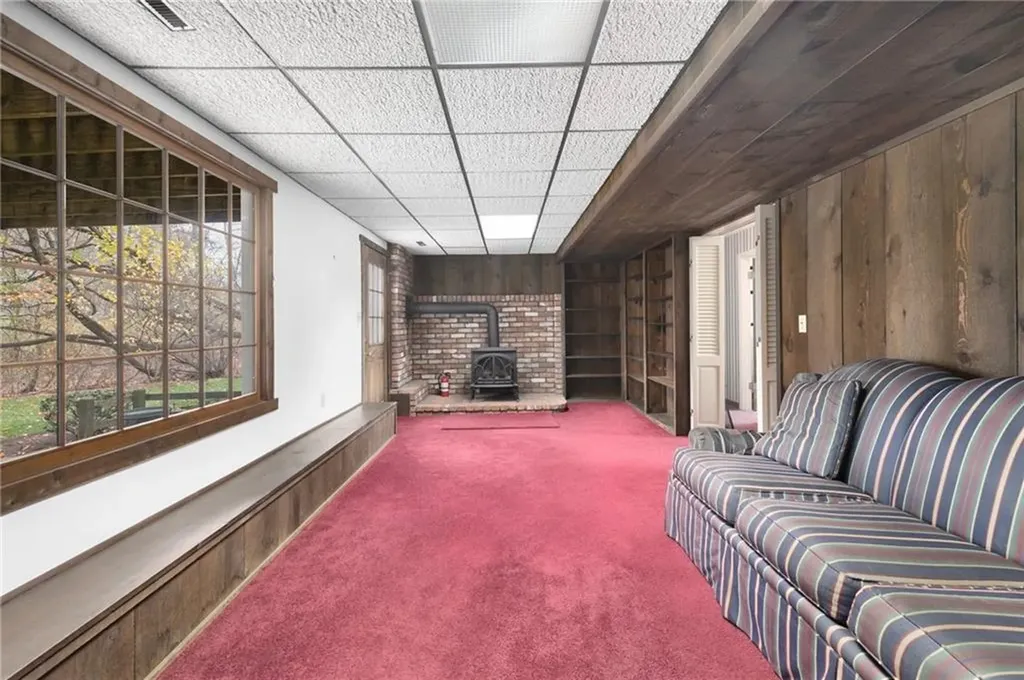 10 Cahir Court Warwick RI 02889