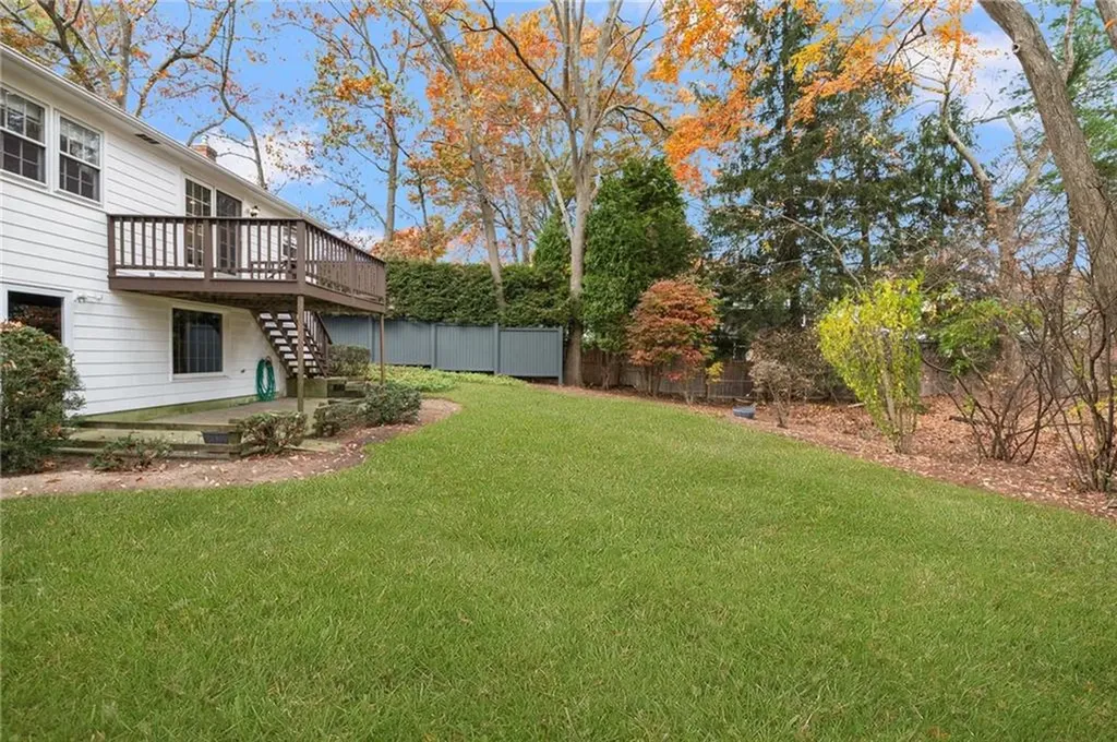 10 Cahir Court Warwick RI 02889