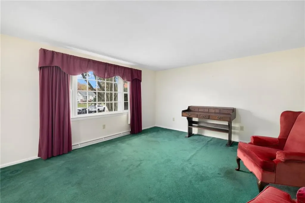 10 Cahir Court Warwick RI 02889