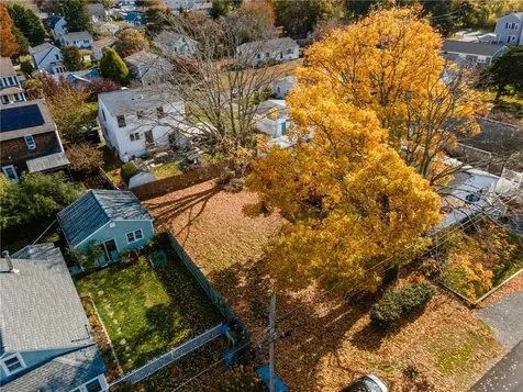 0 Dighton Avenue Portsmouth RI 02871