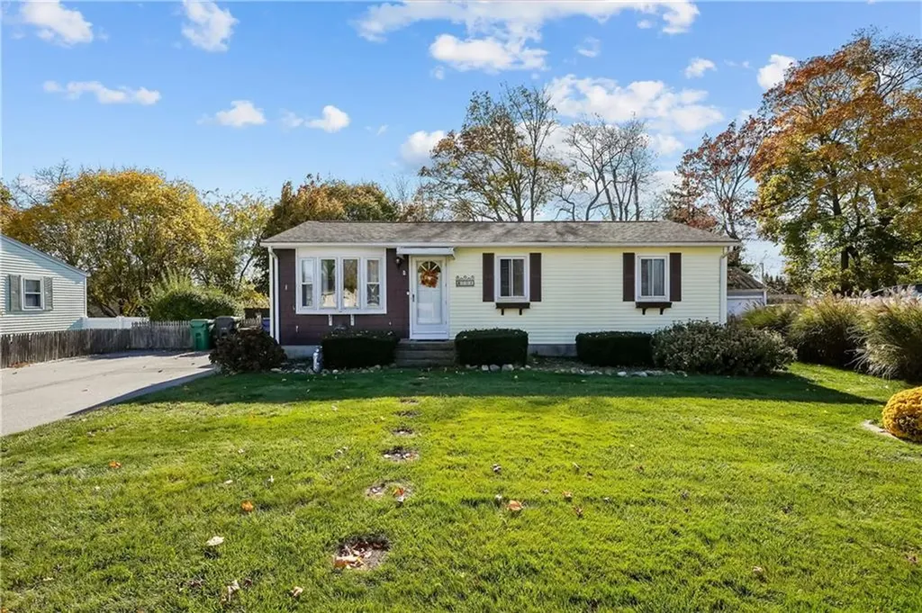 108 Blanchard Avenue Warwick RI 02888