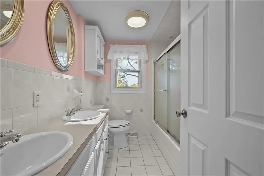 108 Blanchard Avenue Warwick RI 02888