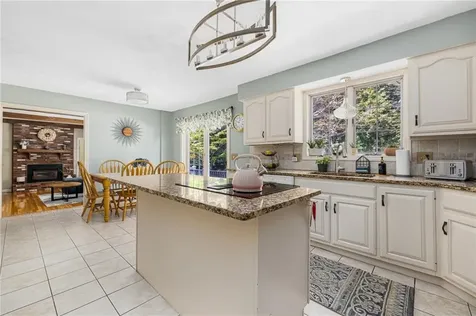 45 Beechwood Drive Cranston RI 02921