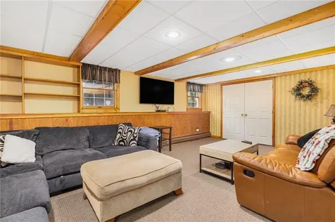 45 Beechwood Drive Cranston RI 02921