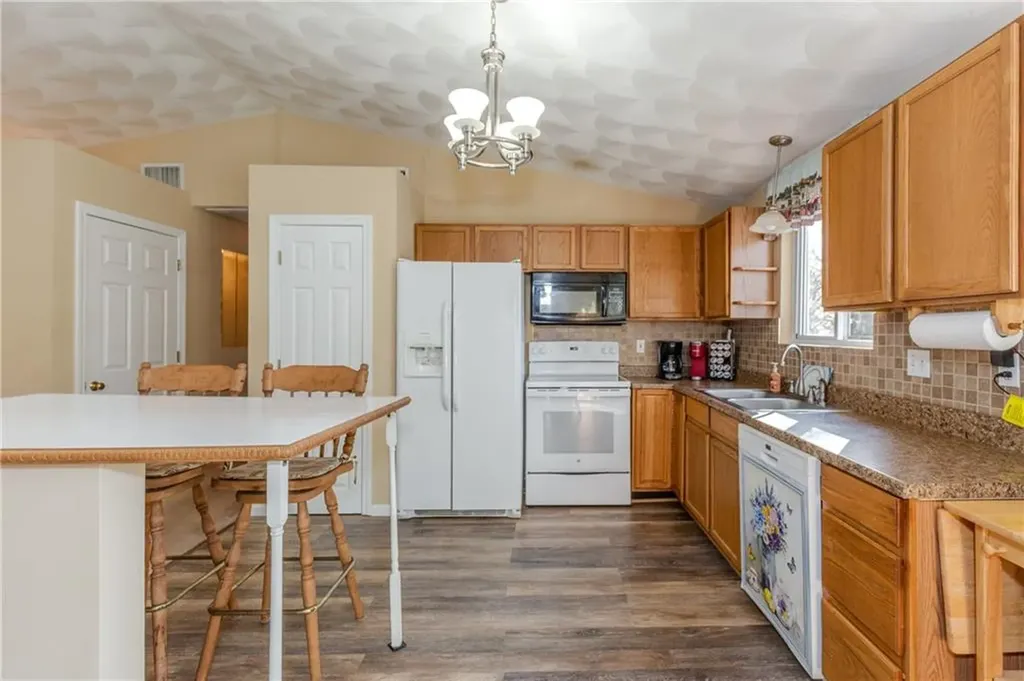 5 Kingston Street Johnston RI 02919