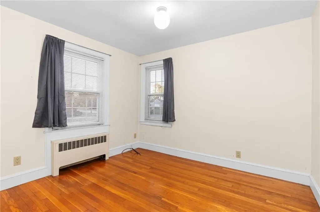 509 Squantum Drive Warwick RI 02888