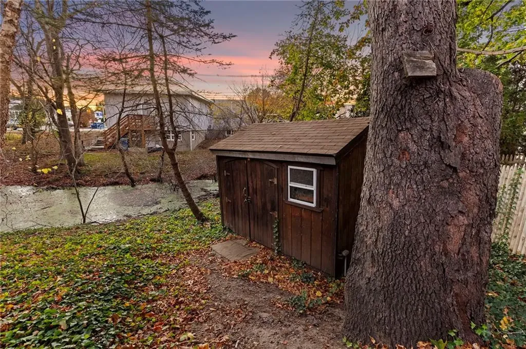 509 Squantum Drive Warwick RI 02888