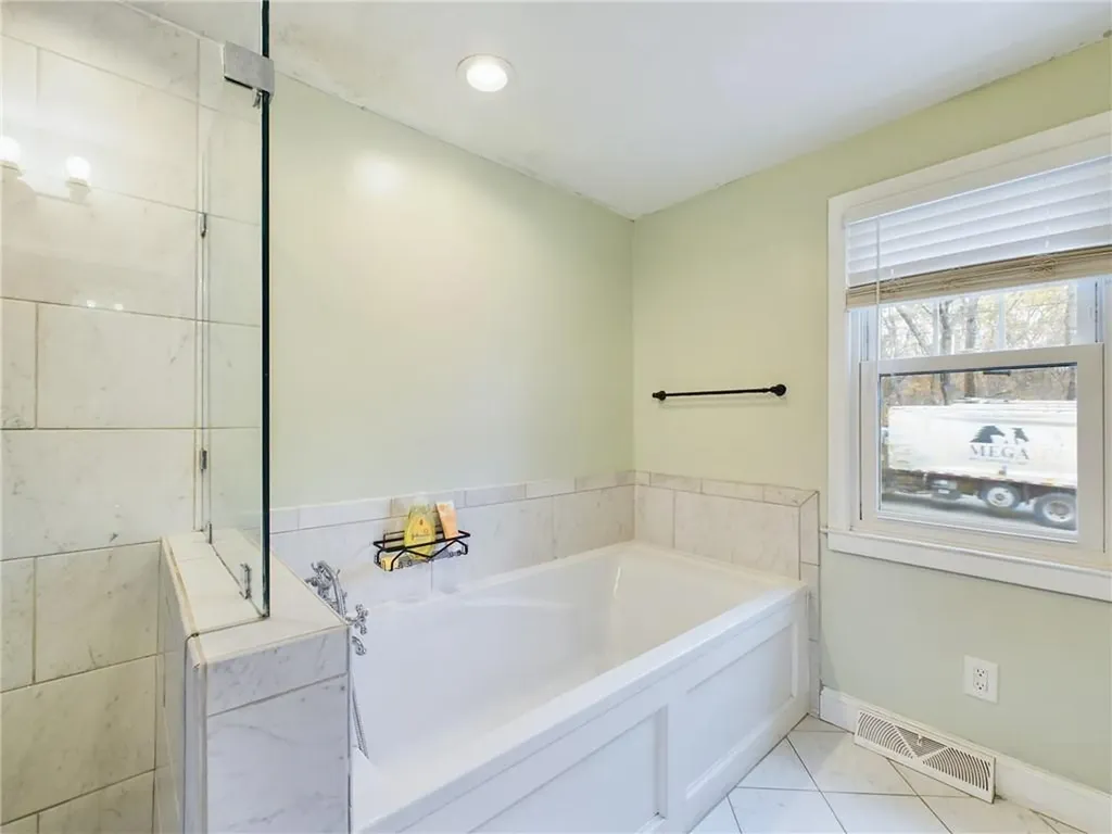 138 Spring Valley Drive East Greenwich RI 02818